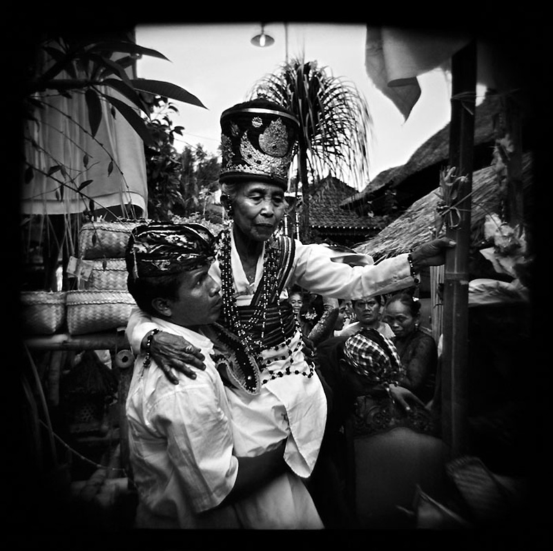 Фотография: Религиозная жизнь балийцев №13 - BigPicture.ru
