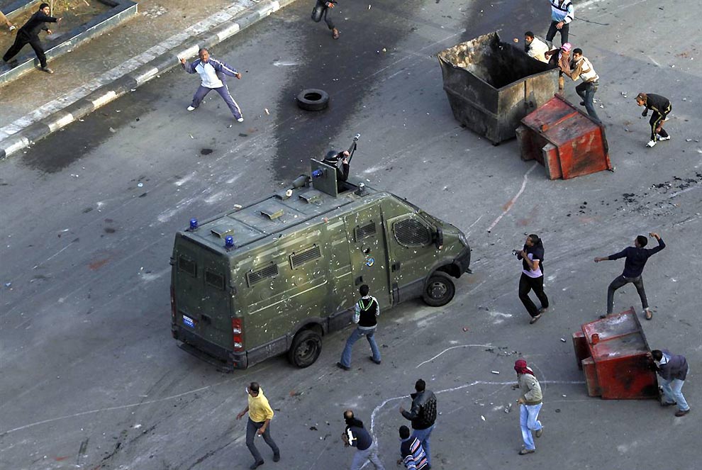Фотография: Массовые беспорядки в Египте №16 - BigPicture.ru