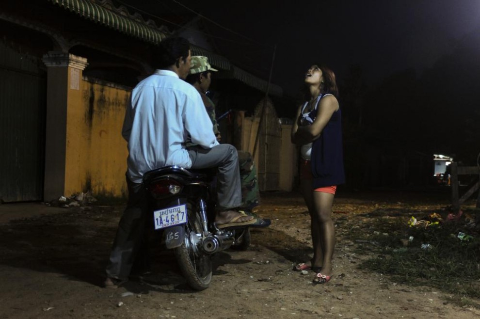 Фотография: Караоке-девушки Камбоджи №3 - BigPicture.ru
