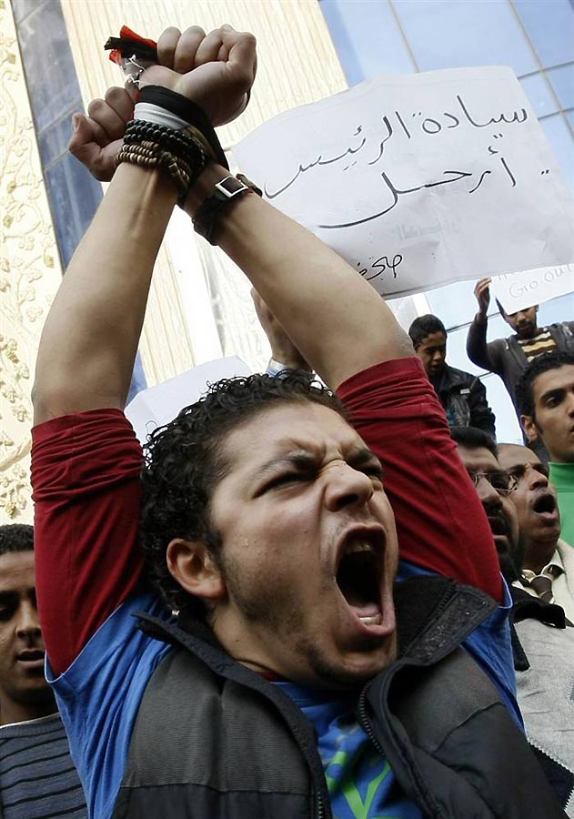 Фотография: Массовые беспорядки в Египте №28 - BigPicture.ru