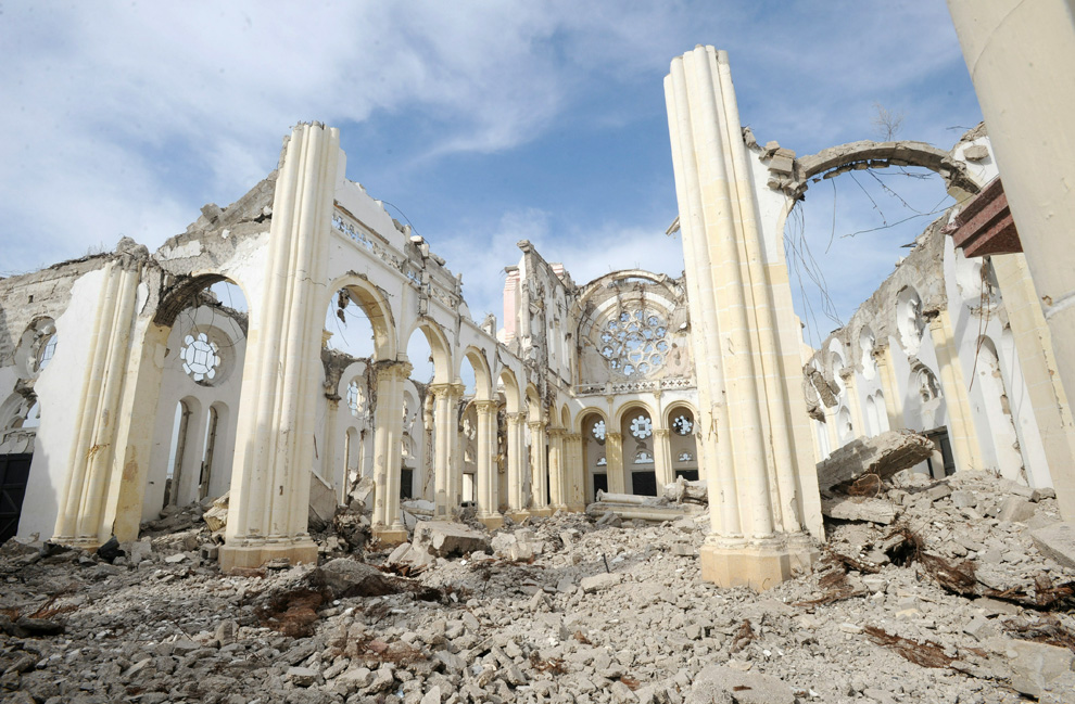 Фотография: Первая годовщина землетрясения на Гаити №17 - BigPicture.ru