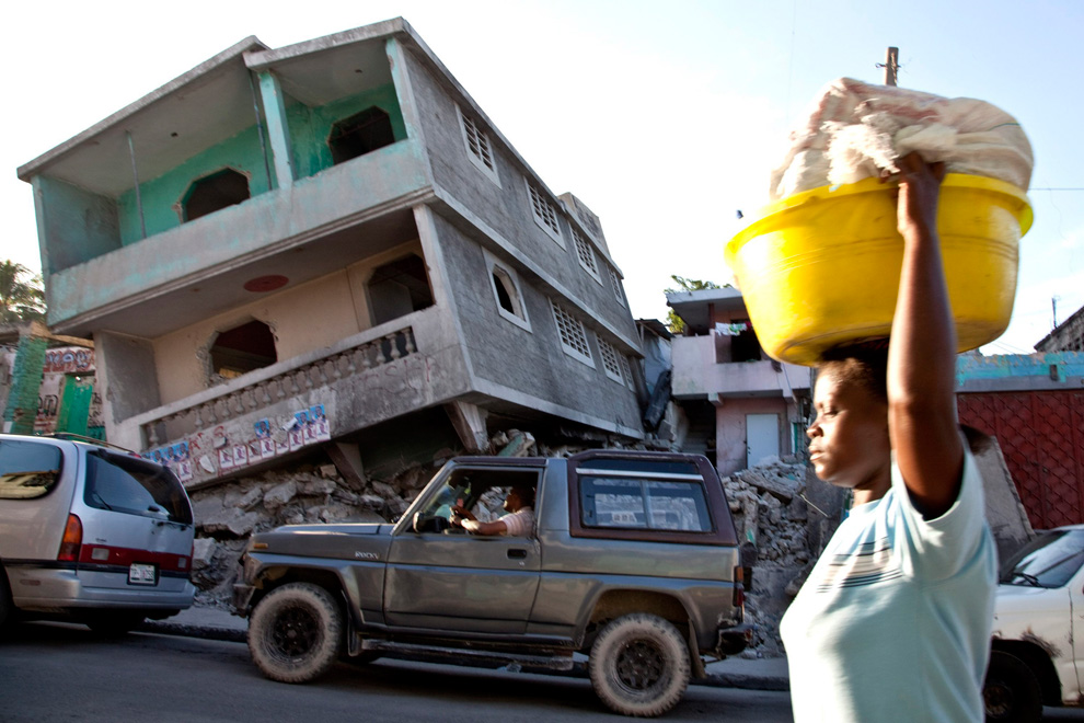 Фотография: Первая годовщина землетрясения на Гаити №42 - BigPicture.ru