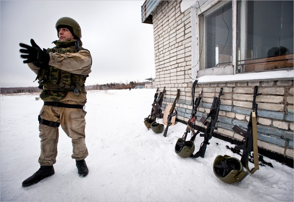 Фотография: Учения милицейского спецназа в Кургане №21 - BigPicture.ru