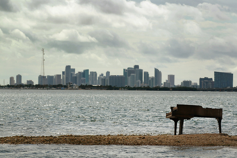 Фотография: Рояль на отмели в Майами №8 - BigPicture.ru