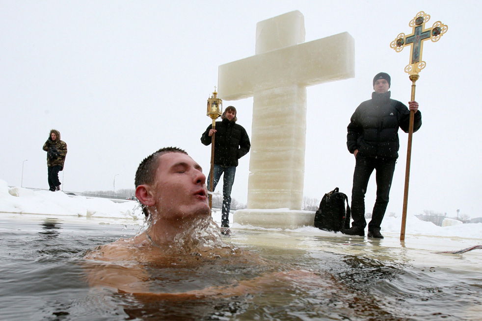 Фотография: Крещенские купания 2011 №9 - BigPicture.ru