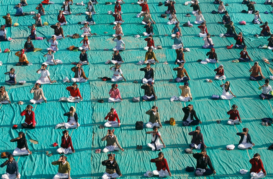 Фотография: Массовая йога в Ахмадабаде №6 - BigPicture.ru