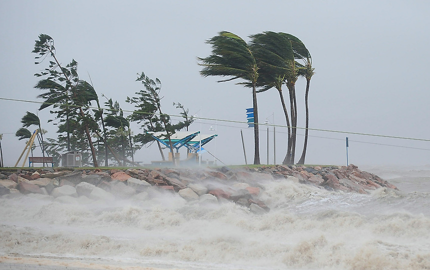 Фотография: Тропический циклон Яси обрушился на Австралию №7 - BigPicture.ru
