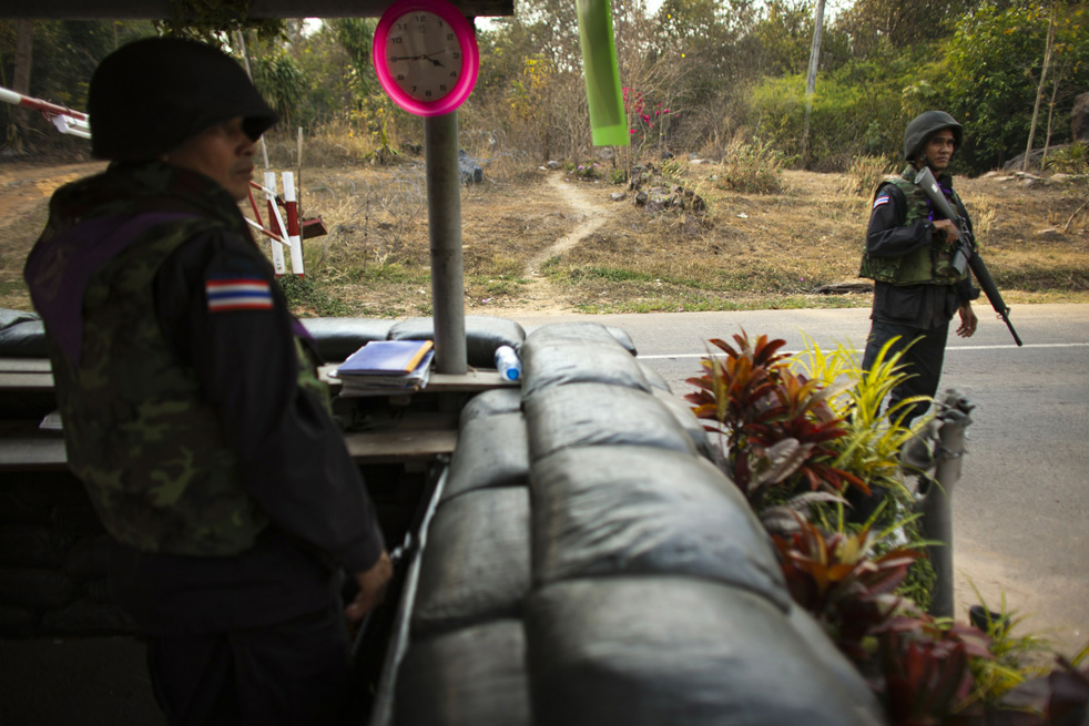 Фотография: Пограничные бои между Таиландом и Камбоджей №12 - BigPicture.ru