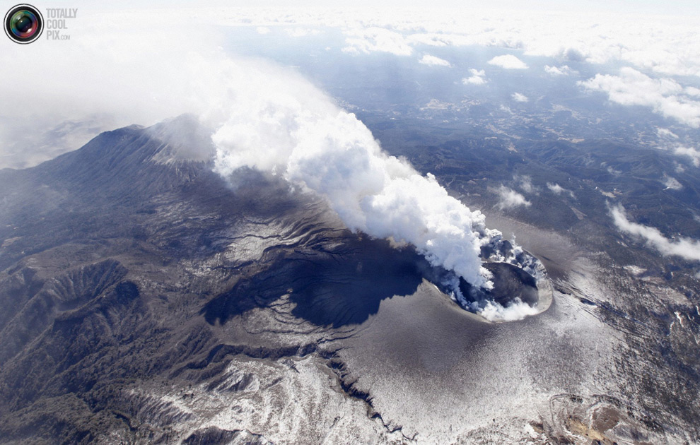 Фотография: Извержение вулкана Синмоэ №15 - BigPicture.ru