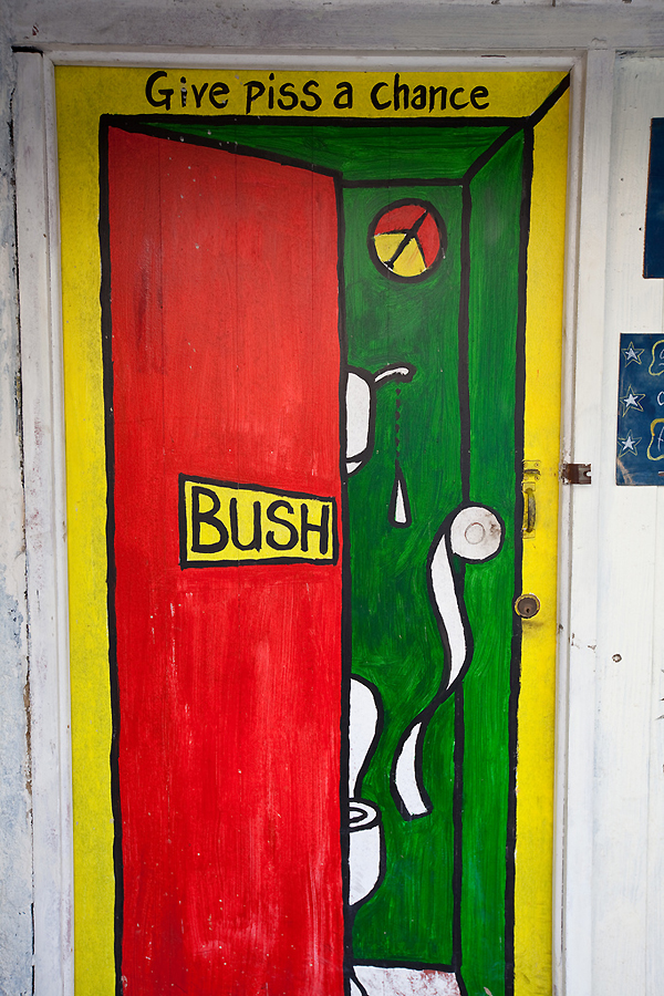 Фотография: Красные двери со всего мира №23 - BigPicture.ru