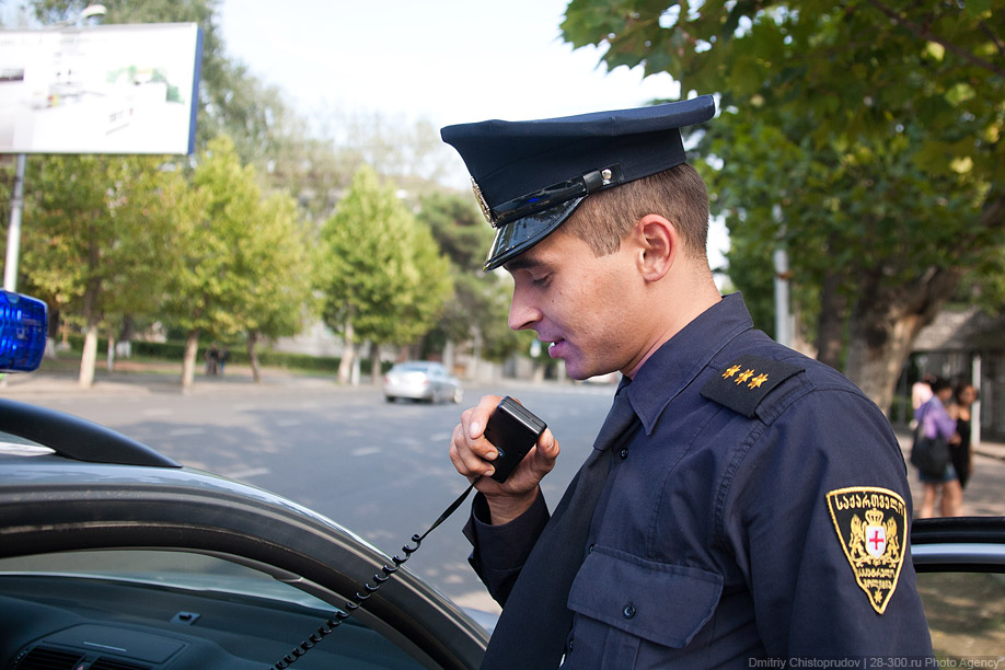 Фотография: Грузинская полиция №16 - BigPicture.ru