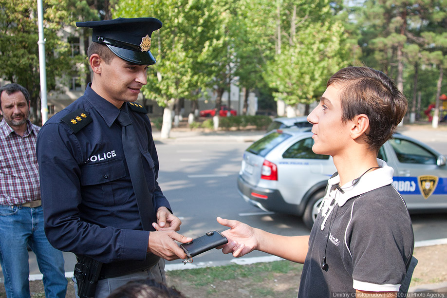 Фотография: Грузинская полиция №15 - BigPicture.ru