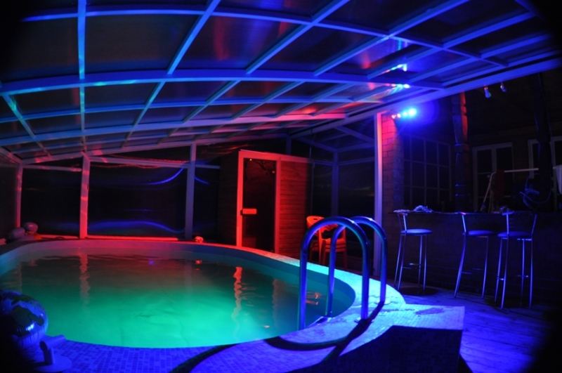 Фотография: Светодиодные светильники для бассейнов №1 - BigPicture.ru
