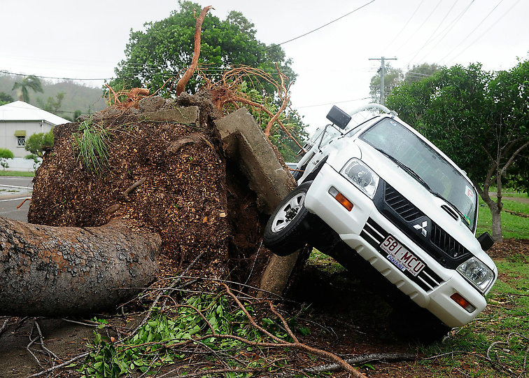 Фотография: Тропический циклон Яси обрушился на Австралию №12 - BigPicture.ru