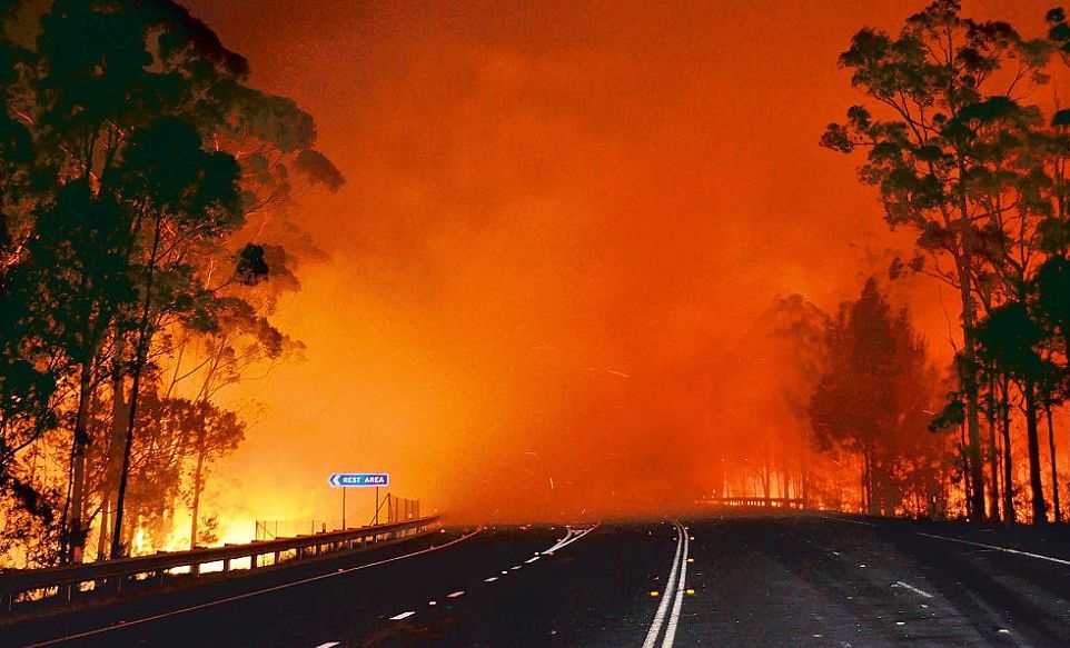 Фотография: Причудливая пыльная буря на западном побережье Австралии №11 - BigPicture.ru