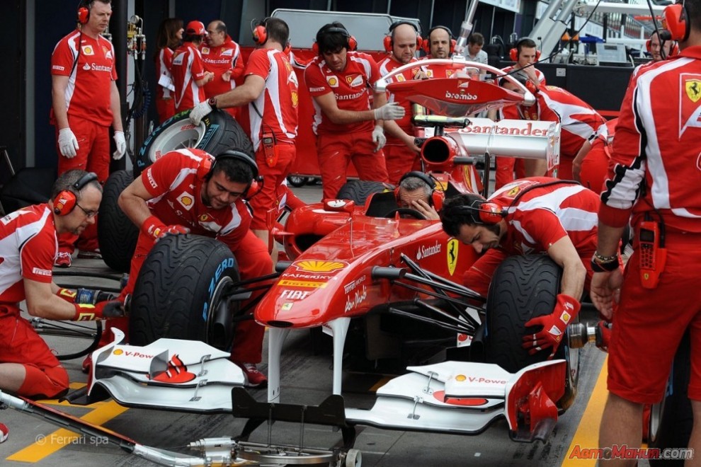 Фотография: Формула-1: За кулисами Гран-при Австралии 2011 №2 - BigPicture.ru
