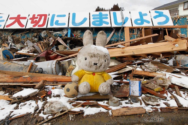 Фотография: Япония: Надежды найти выживших практически нет №1 - BigPicture.ru