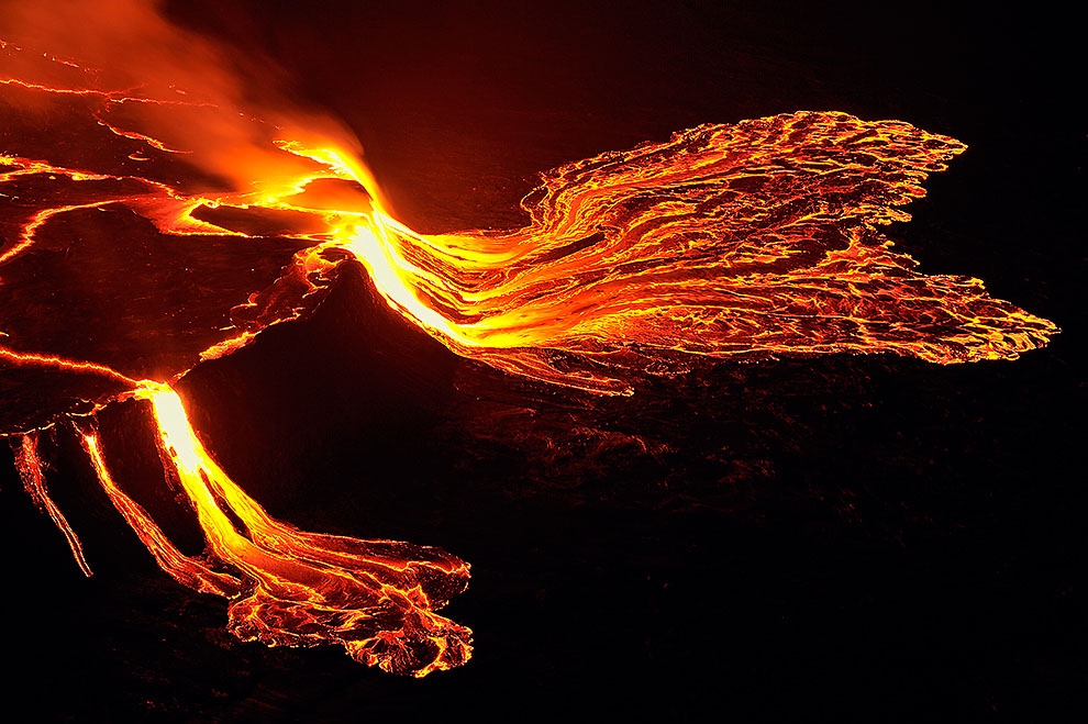 Фотография: Кратер вулкана Нирагонго: путешествие к центру Земли №5 - BigPicture.ru