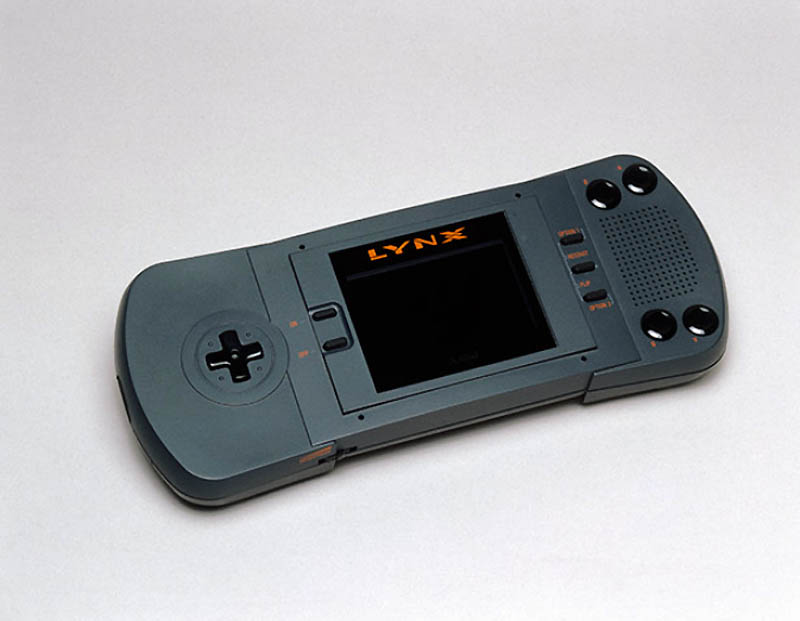 Фотография: От Game Boy до 3DS: эволюция портативных игровых консолей №3 - BigPicture.ru