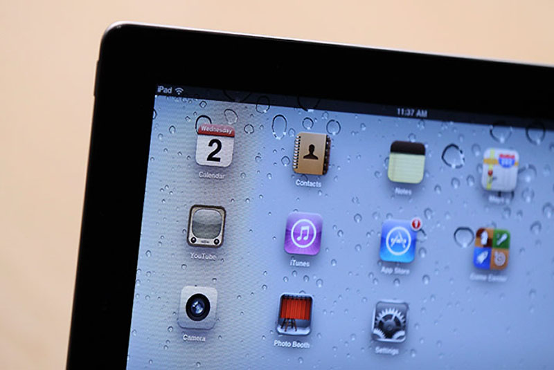 Фотография: Стив Джобс представил новый iPad 2 №8 - BigPicture.ru