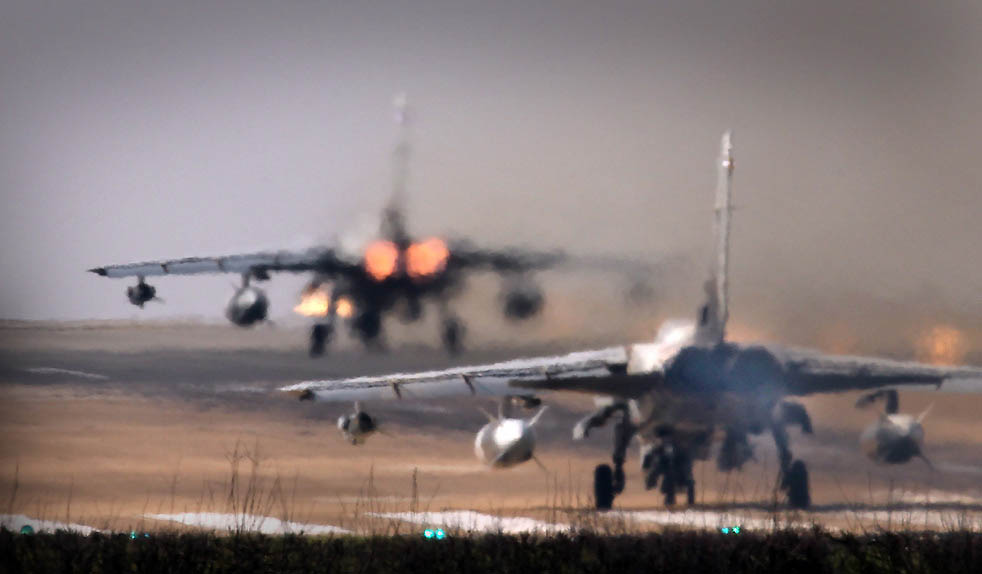 Фотография: Международные силы продолжают бомбить Ливию №9 - BigPicture.ru