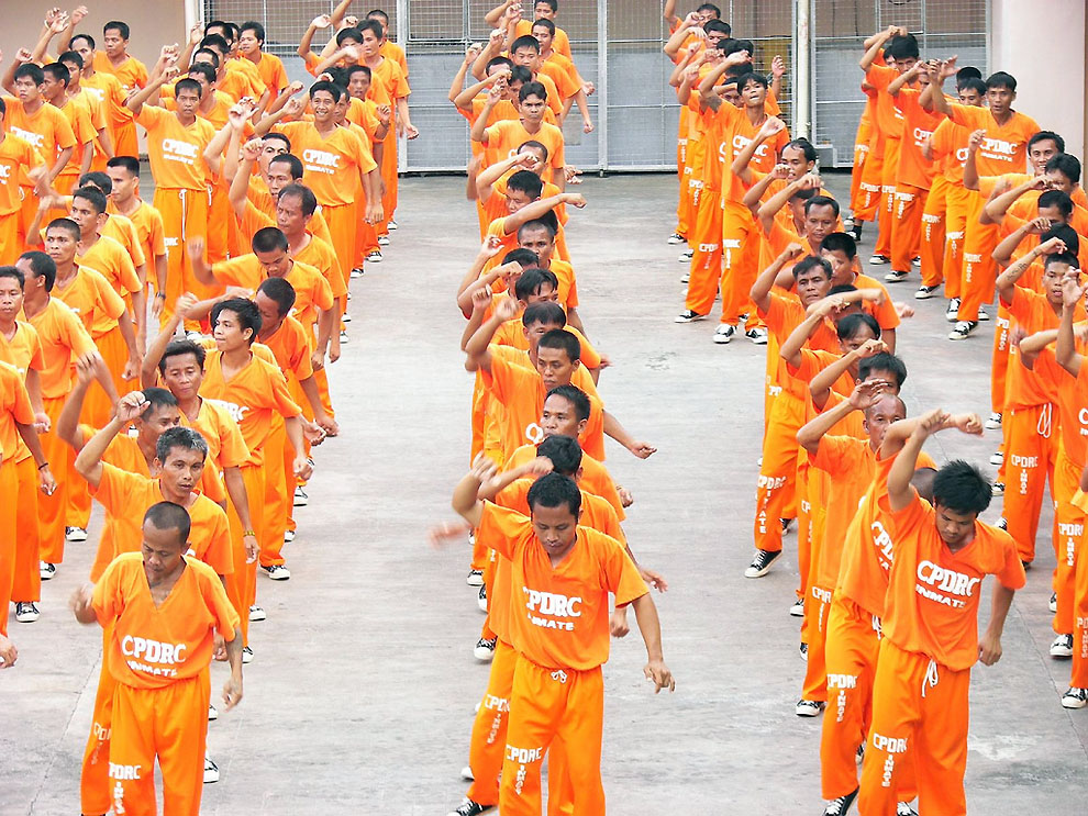 Фотография: Массовый танец заключенных на Филиппинах №3 - BigPicture.ru