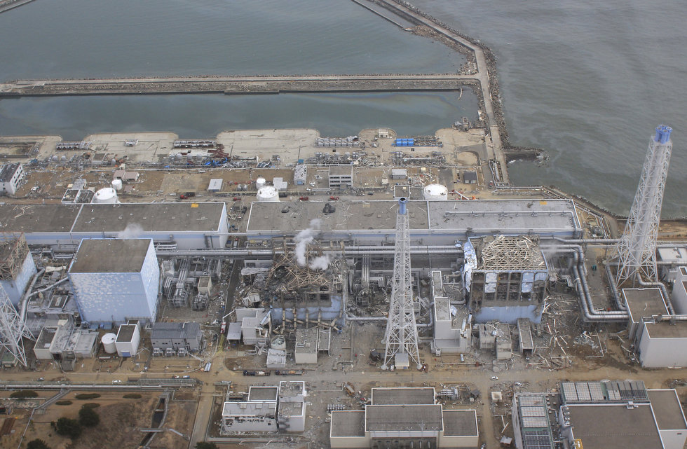 Фотография: АЭС Фукусима-1: Вид сверху №12 - BigPicture.ru