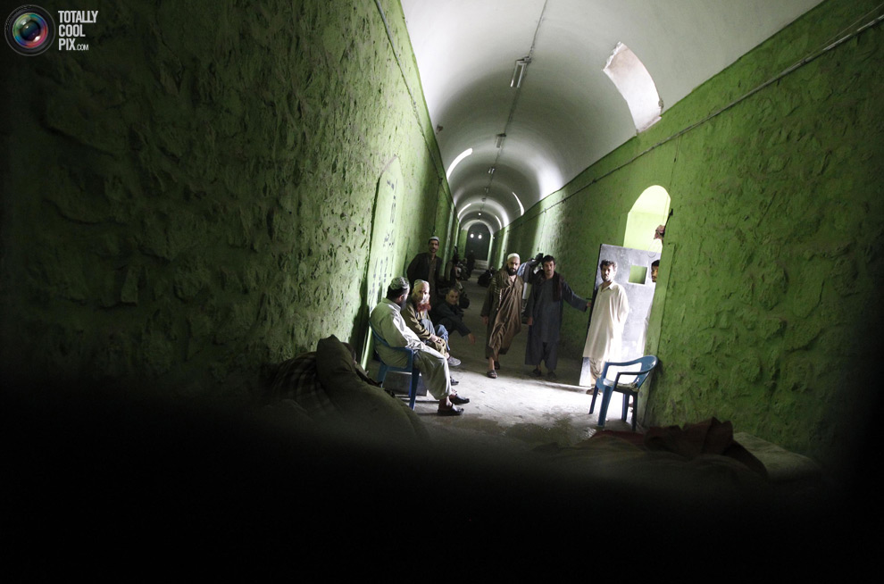 Фотография: Побег талибов из тюрьмы №13 - BigPicture.ru