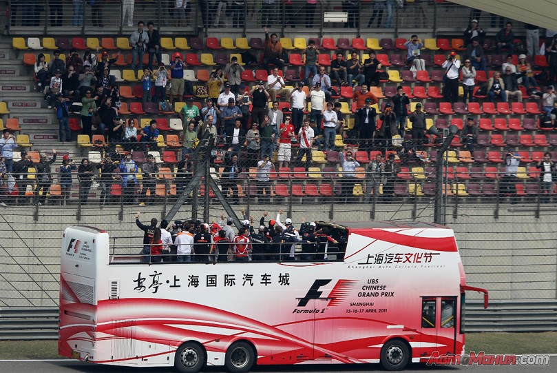 Фотография: Формула-1 изнутри: Гран-при Китая 2011 №15 - BigPicture.ru