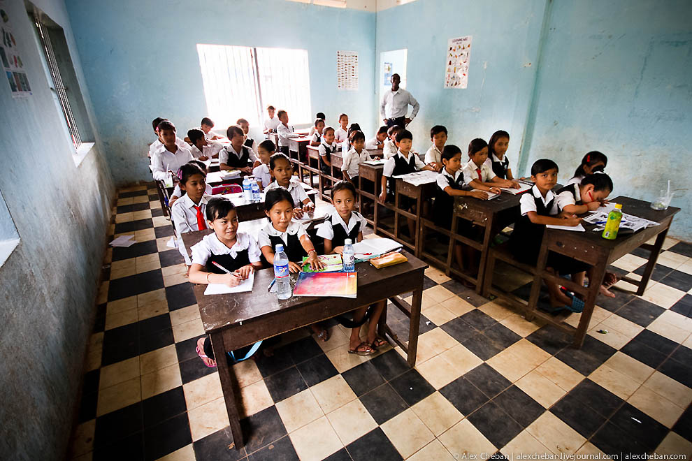 Фотография: Деревенская школа в Камбодже №19 - BigPicture.ru