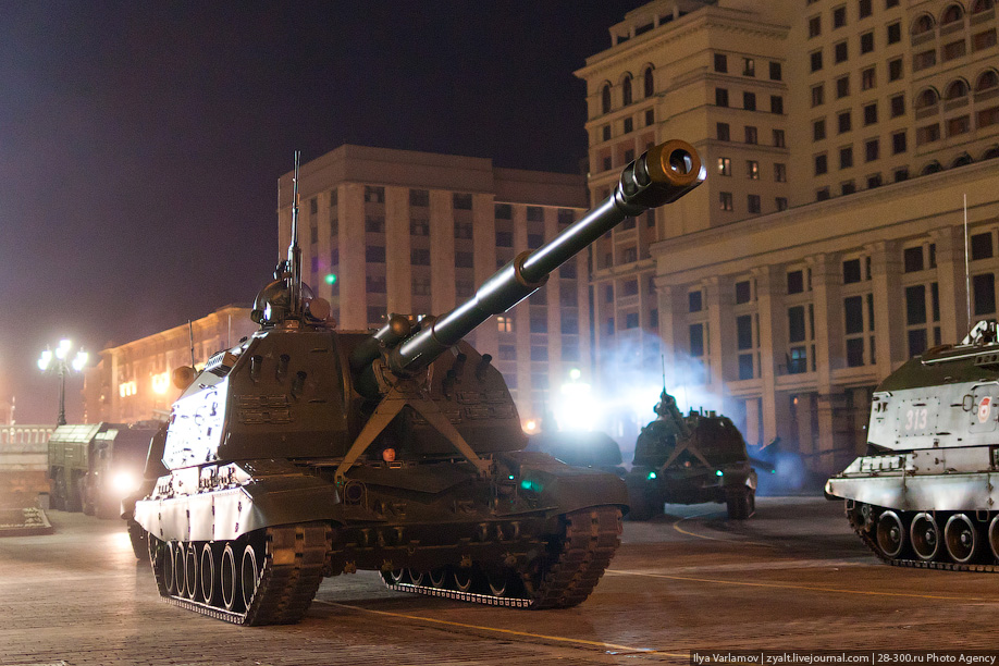 Фотография: Репетиция военного парада в честь 66-й годовщины Великой Победы №20 - BigPicture.ru