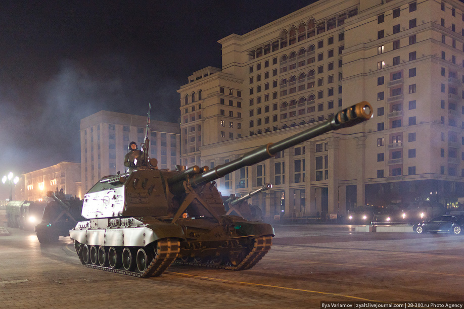 Фотография: Репетиция военного парада в честь 66-й годовщины Великой Победы №21 - BigPicture.ru