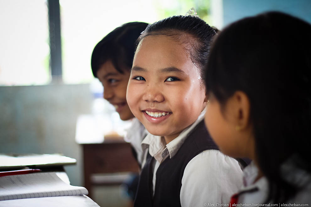 Фотография: Деревенская школа в Камбодже №21 - BigPicture.ru