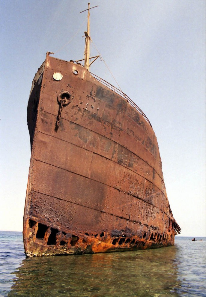 Фотография: 25 брошенных кораблей со всего мира №21 - BigPicture.ru