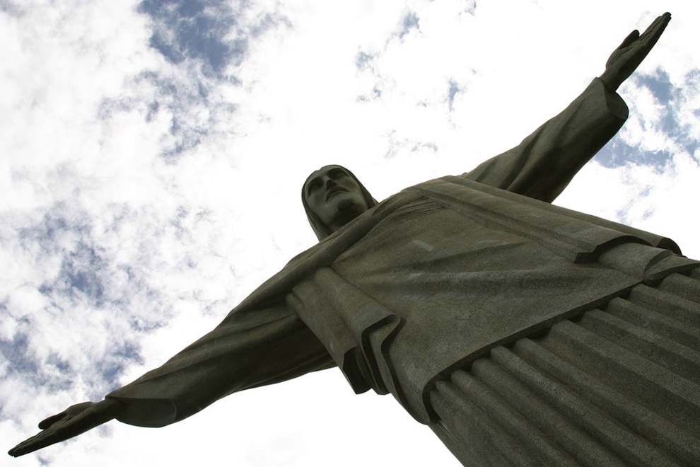 Фотография: Статуя Спасителя Иисуса Христа в Рио-де-Жанейро, Бразилия №22 - BigPicture.ru