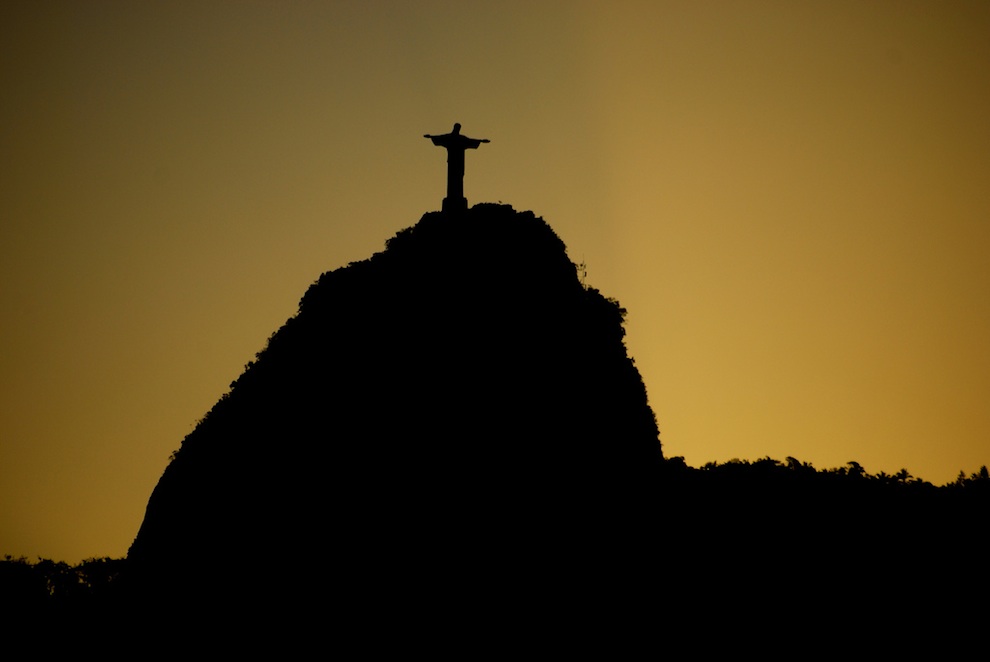 Фотография: Статуя Спасителя Иисуса Христа в Рио-де-Жанейро, Бразилия №23 - BigPicture.ru