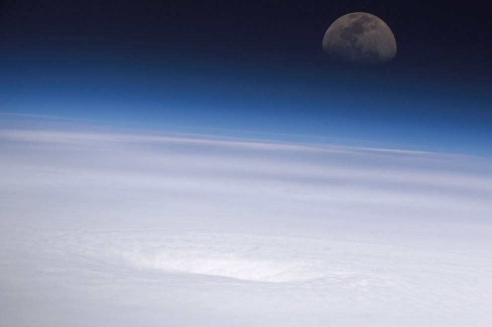 Фотография: Ураганы – вид из космоса №26 - BigPicture.ru
