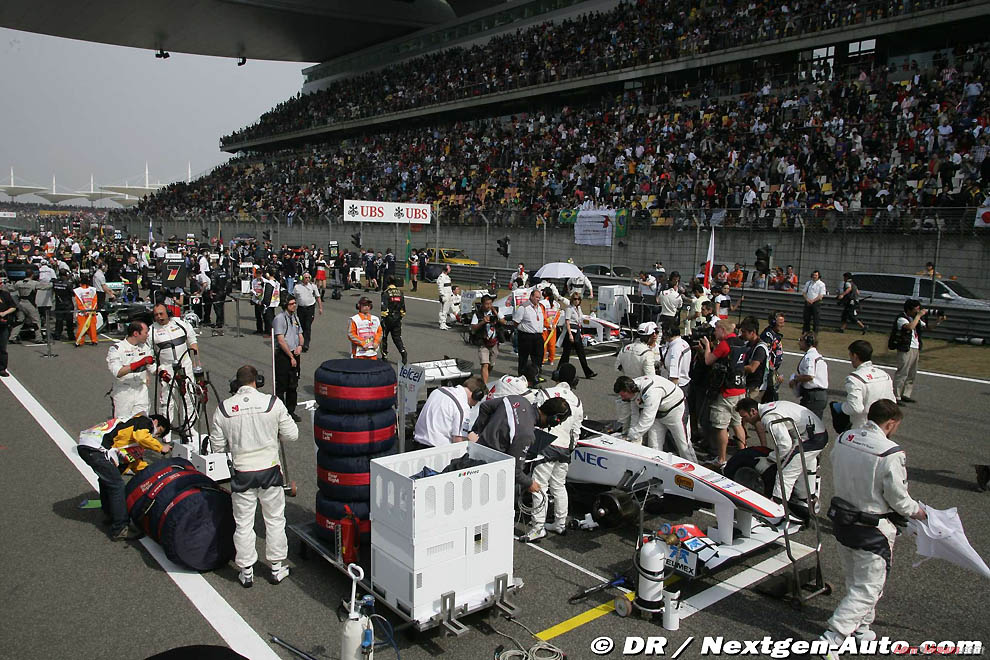 Фотография: Формула-1 изнутри: Гран-при Китая 2011 №27 - BigPicture.ru