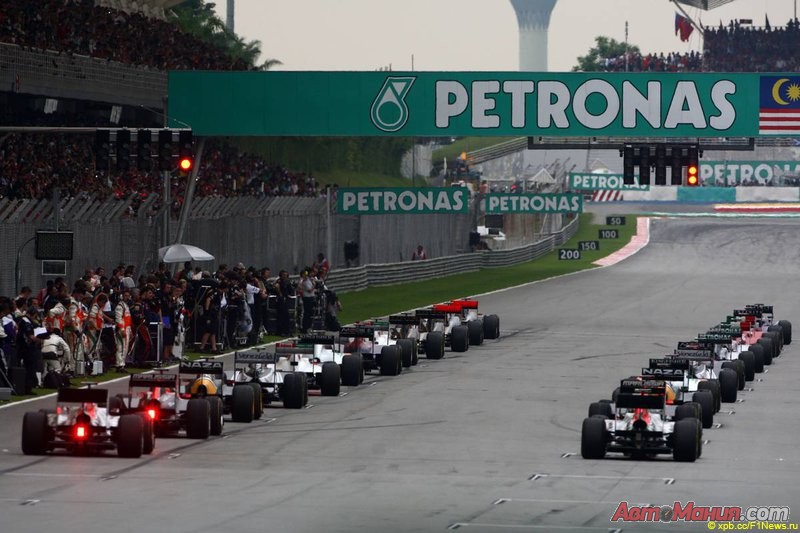 Фотография: Взгляд изнутри Формулы-1: Гран При Малайзии 2011 №28 - BigPicture.ru