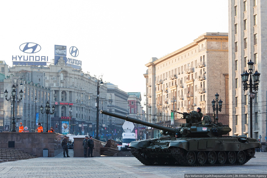 Фотография: Репетиция военного парада в честь 66-й годовщины Великой Победы №4 - BigPicture.ru