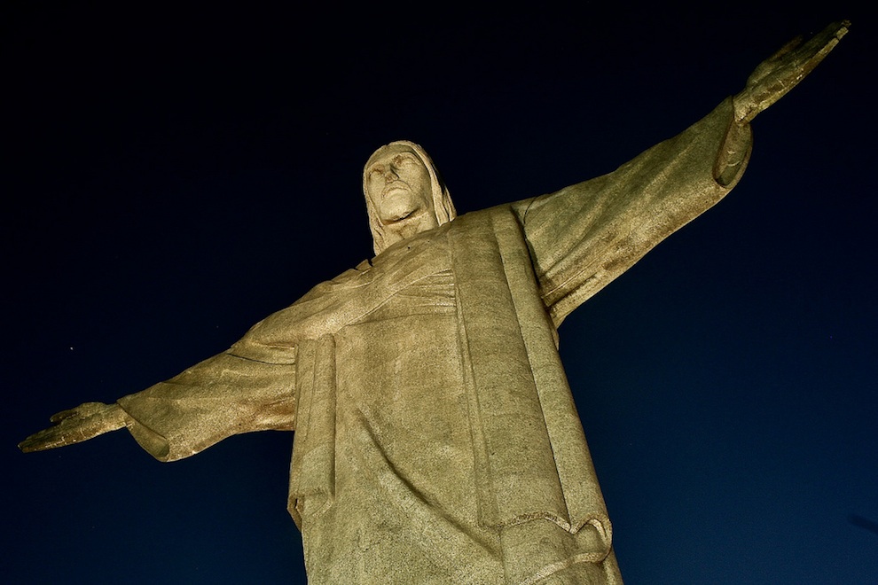 Фотография: Статуя Спасителя Иисуса Христа в Рио-де-Жанейро, Бразилия №35 - BigPicture.ru