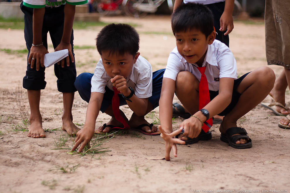 Фотография: Деревенская школа в Камбодже №42 - BigPicture.ru