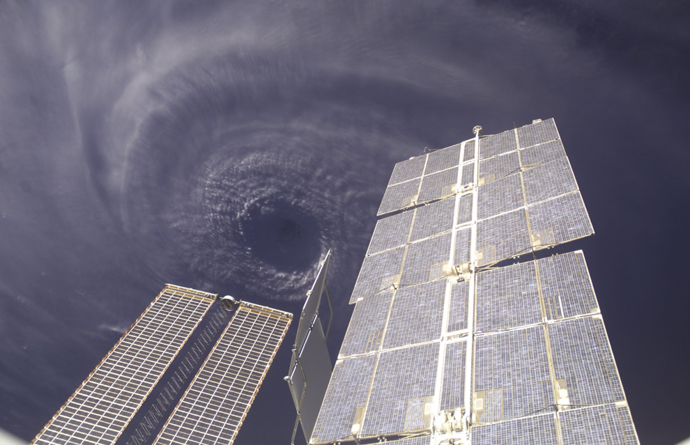 Фотография: Ураганы – вид из космоса №5 - BigPicture.ru