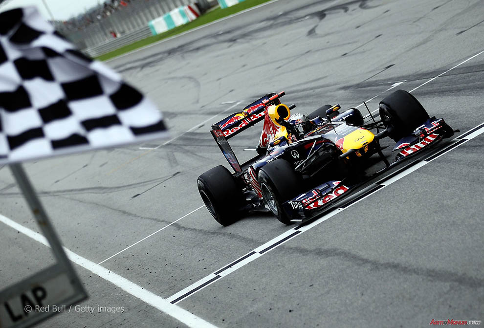 Фотография: Взгляд изнутри Формулы-1: Гран При Малайзии 2011 №44 - BigPicture.ru