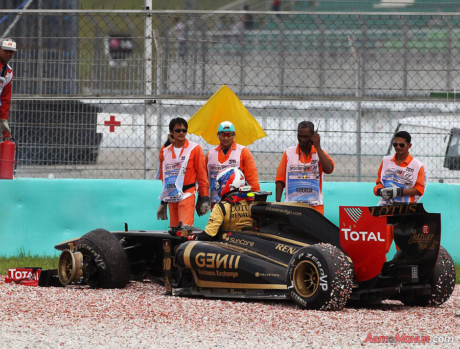 Фотография: За кадром Формулы-1: Малайзия 2011 – подготовка, квалификация №45 - BigPicture.ru