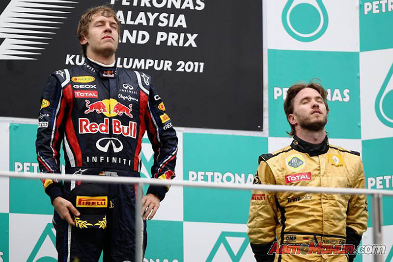 Фотография: Взгляд изнутри Формулы-1: Гран При Малайзии 2011 №46 - BigPicture.ru