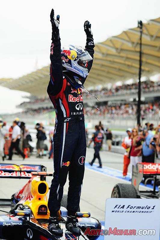 Фотография: Взгляд изнутри Формулы-1: Гран При Малайзии 2011 №49 - BigPicture.ru