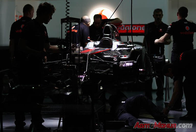 Фотография: За кадром Формулы-1: Малайзия 2011 – подготовка, квалификация №59 - BigPicture.ru