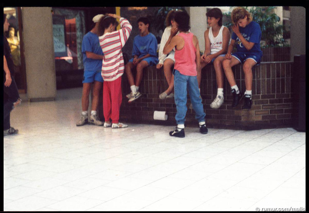 Фотография: В американских торговых центрах 1989 года №19 - BigPicture.ru