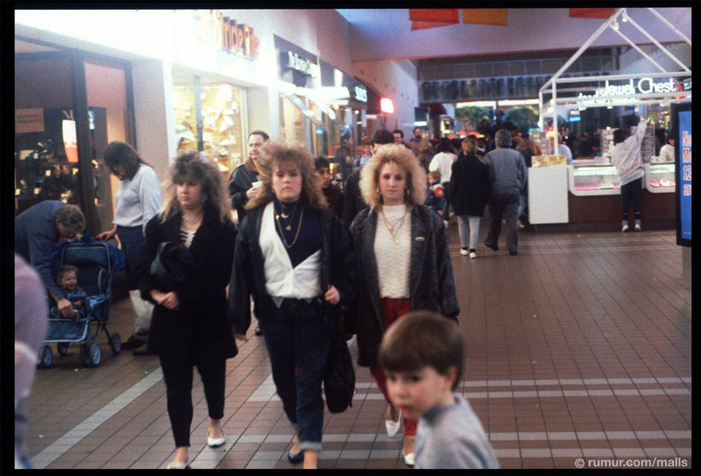 Фотография: В американских торговых центрах 1989 года №3 - BigPicture.ru